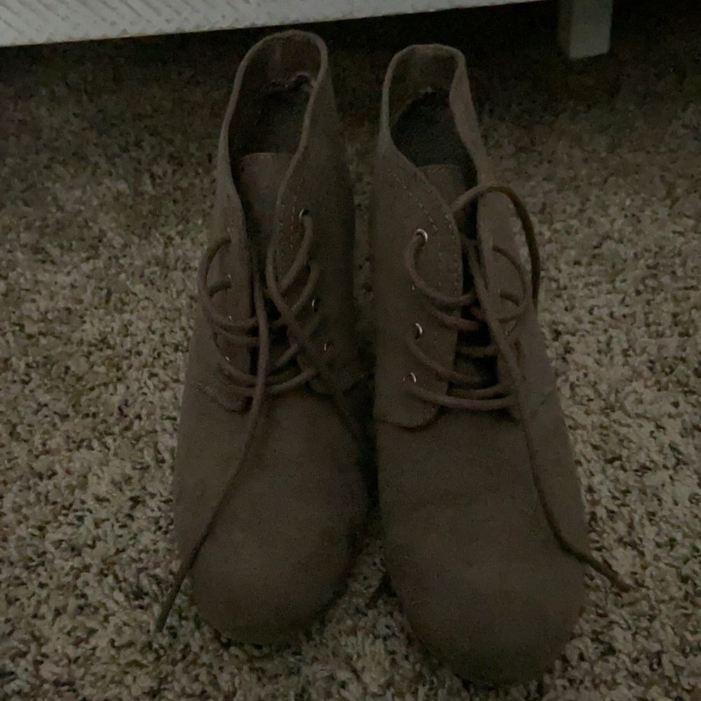 Women’s Arizona Booties